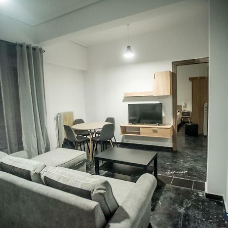 Explore Greece From Bright City Centre Apartment Chalkís Eksteriør billede