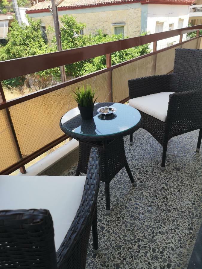 Explore Greece From Bright City Centre Apartment Chalkís Eksteriør billede